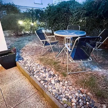 Avec Terrasse A 2 Pas De