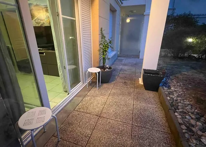 Avec Terrasse à 2 Pas De Montévrain